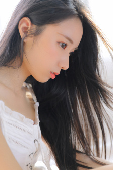 女式开襟睡衣裙子做双人运动